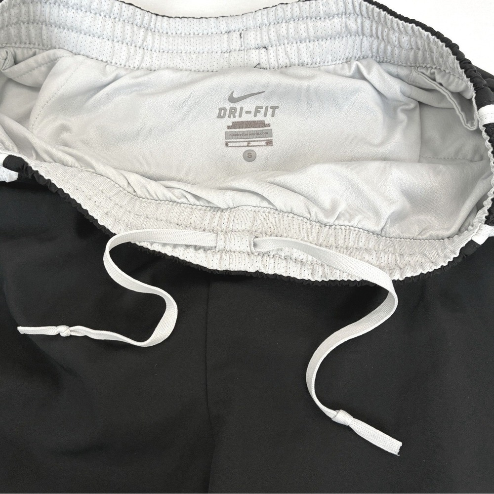 Nike Dri-FIT Shorts Black White Women's Size Small 3.75 Inch Inseam - Picture 5 of 10